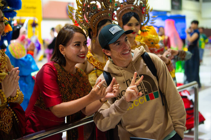 เตรียมเปิดฉาก! บุรีรัมย์สุดคึกคัก รอรับแฟน MotoGP หลายแสนคนจากทั่วโลก แข่งขัน MotoGP 2025 ณ สนามช้าง บุรีรัมย์ 28 ก.พ. – 2 มี.ค. 2568 โดยไทยรับเกียรติเป็นเจ้าภาพสนามแรก ภายใต้ชื่อรายการ “PT Grand Prix of Thailand 2025”