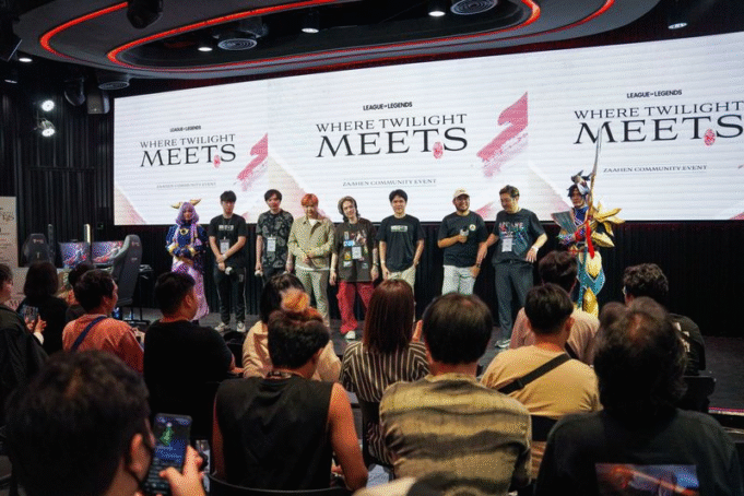 🖤 Zaahen “ผู้ไร้วันดับสูญ” ปลุกพลัง LoL ไทย! วิเคราะห์เจาะลึกอีเวนต์สุดปัง พร้อมผ่า “ประเด็นร้อน” แชมเปี้ยนใหม่ที่ทำให้คนปวดหัวใน Summoner’s Rift