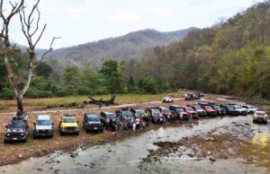 ฝ่าดงโคลน ส่งมอบแสงสว่าง! ทัพ GWM TANK 300 กว่า 26 คัน ลุยป่าแม่ฮ่องสอน ยกระดับคุณภาพชีวิตน้องๆ บนดอยสูง