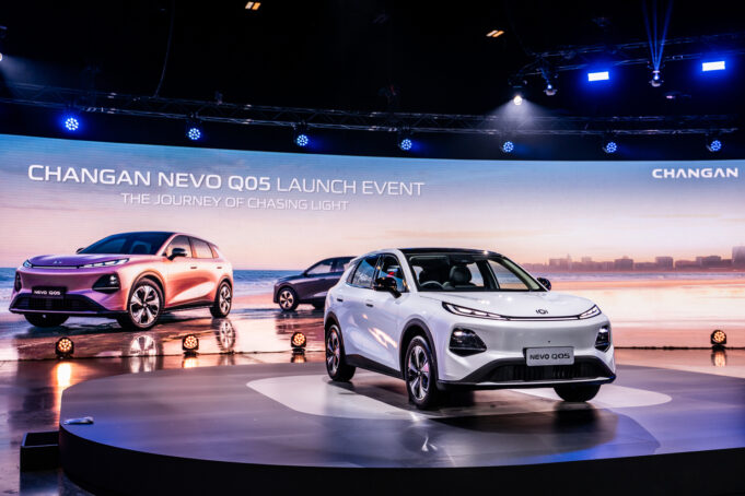 ⚡🚗 รีวิวครบ! CHANGAN NEVO Q05 “Smart Drive, Easy Life” — SUV ไฟฟ้าอัจฉริยะที่เริ่ม 599,900 บาท ชาร์จ 15 นาที วิ่ง 462 กม. และเบาะเอนได้ 165 องศา